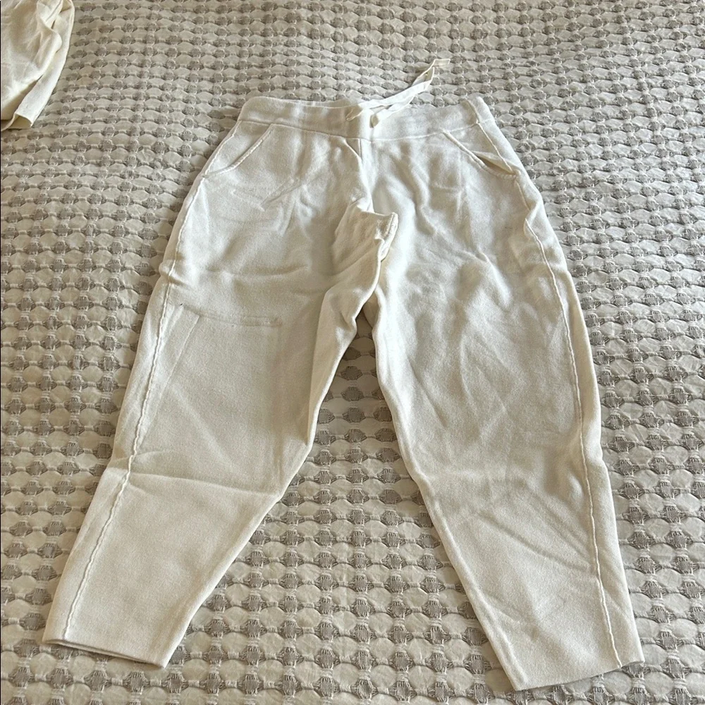 Banana Republic Cream Track Suit - Picture 6 of 10